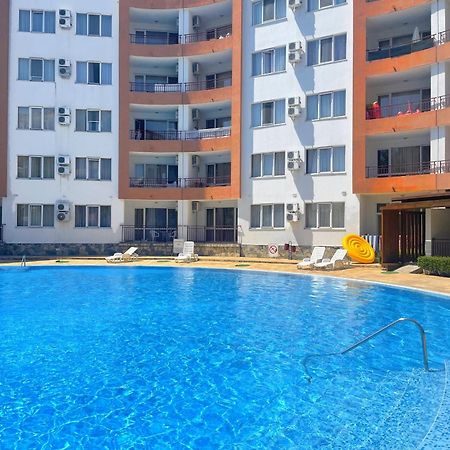 Riviera Fort Beach Apartments By Kalina Resort, Ravda Exterior foto