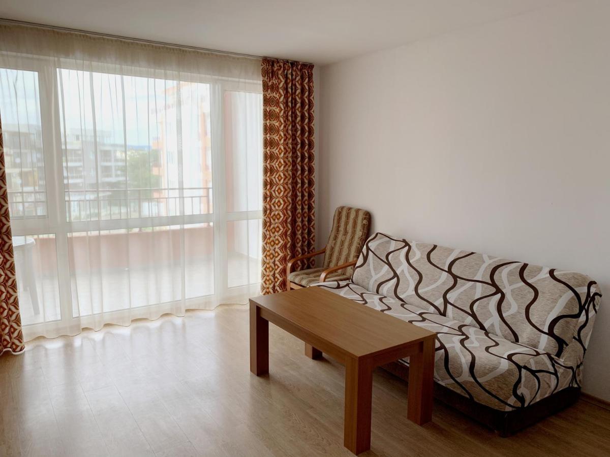 Riviera Fort Beach Apartments By Kalina Resort, Ravda Exterior foto