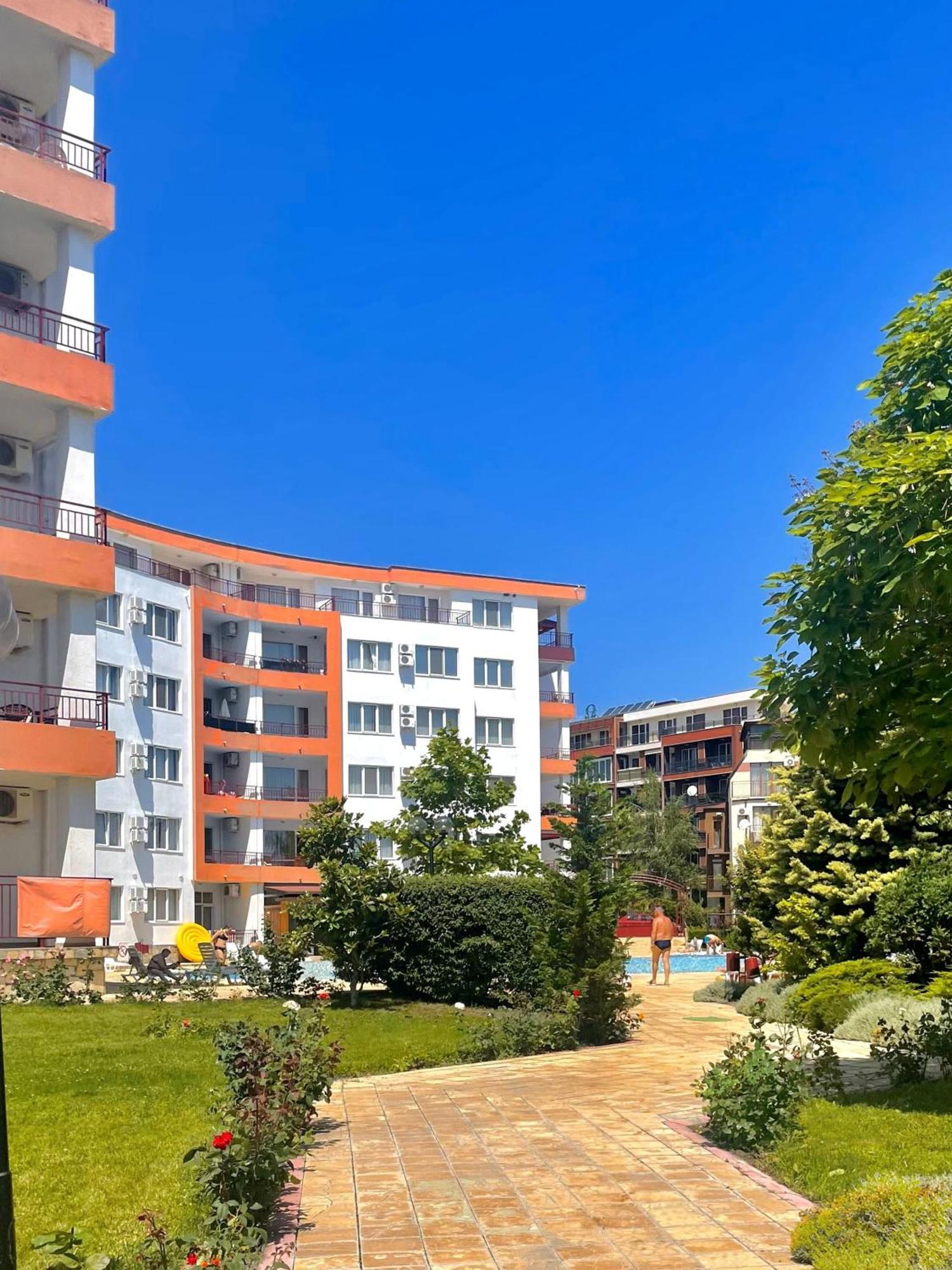 Riviera Fort Beach Apartments By Kalina Resort, Ravda Exterior foto
