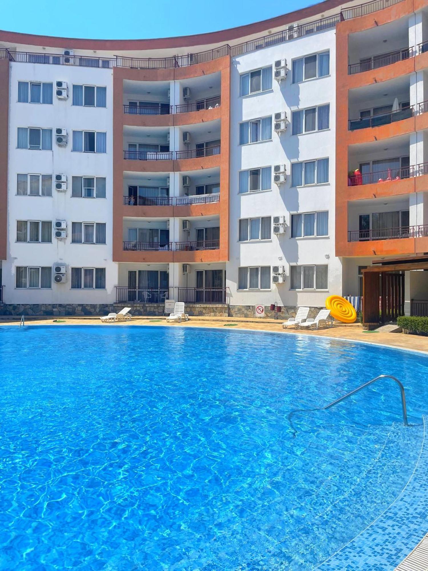 Riviera Fort Beach Apartments By Kalina Resort, Ravda Exterior foto