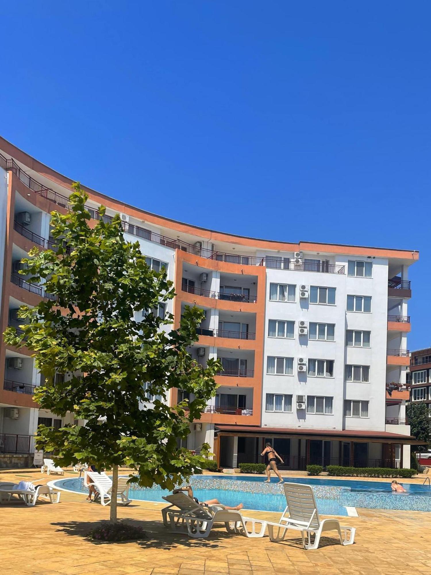 Riviera Fort Beach Apartments By Kalina Resort, Ravda Exterior foto
