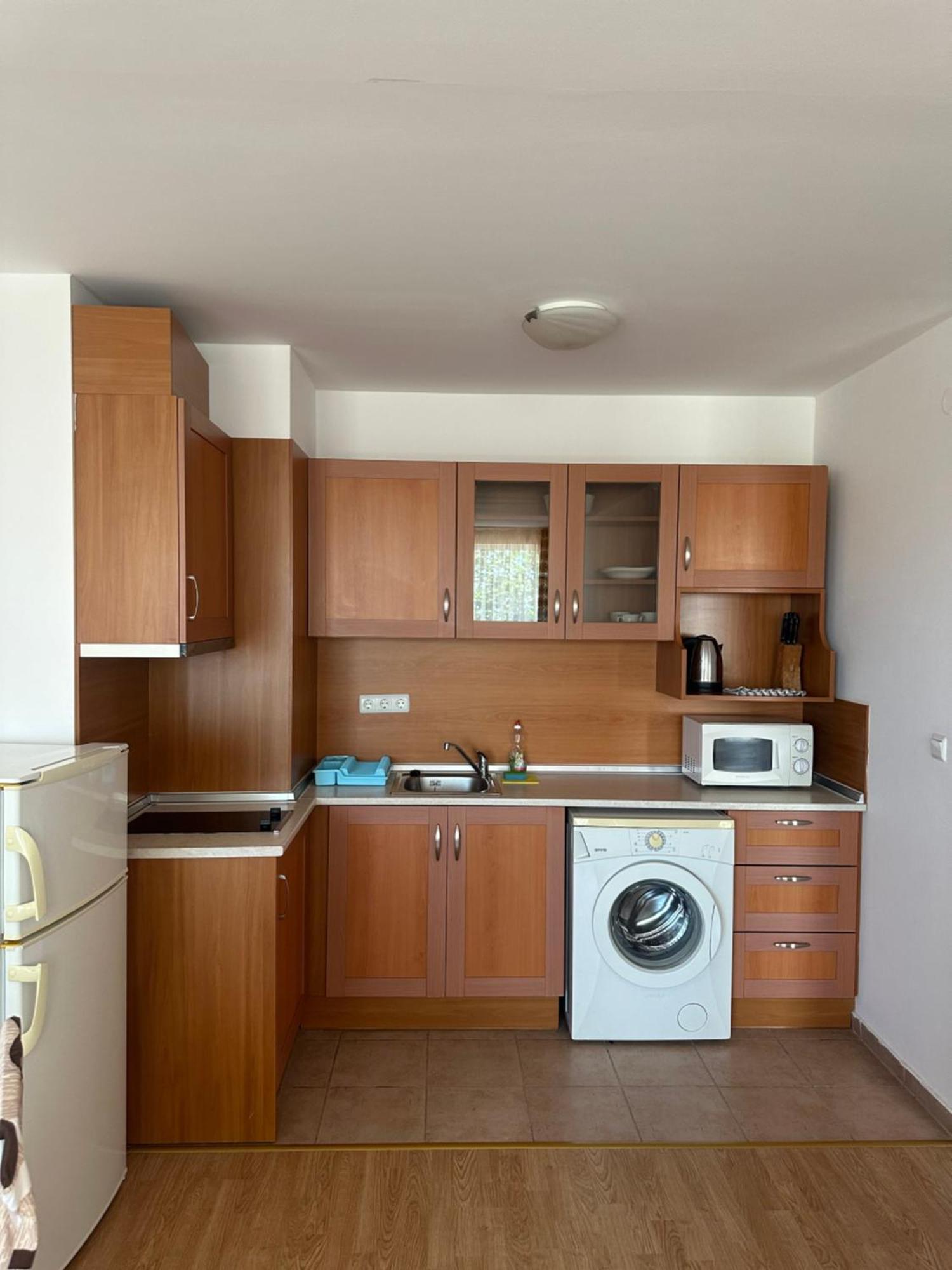 Riviera Fort Beach Apartments By Kalina Resort, Ravda Exterior foto