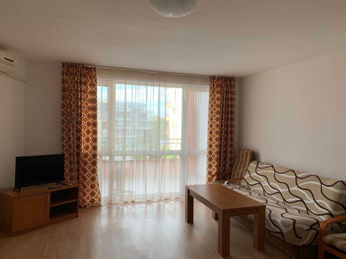 Riviera Fort Beach Apartments By Kalina Resort, Ravda Exterior foto